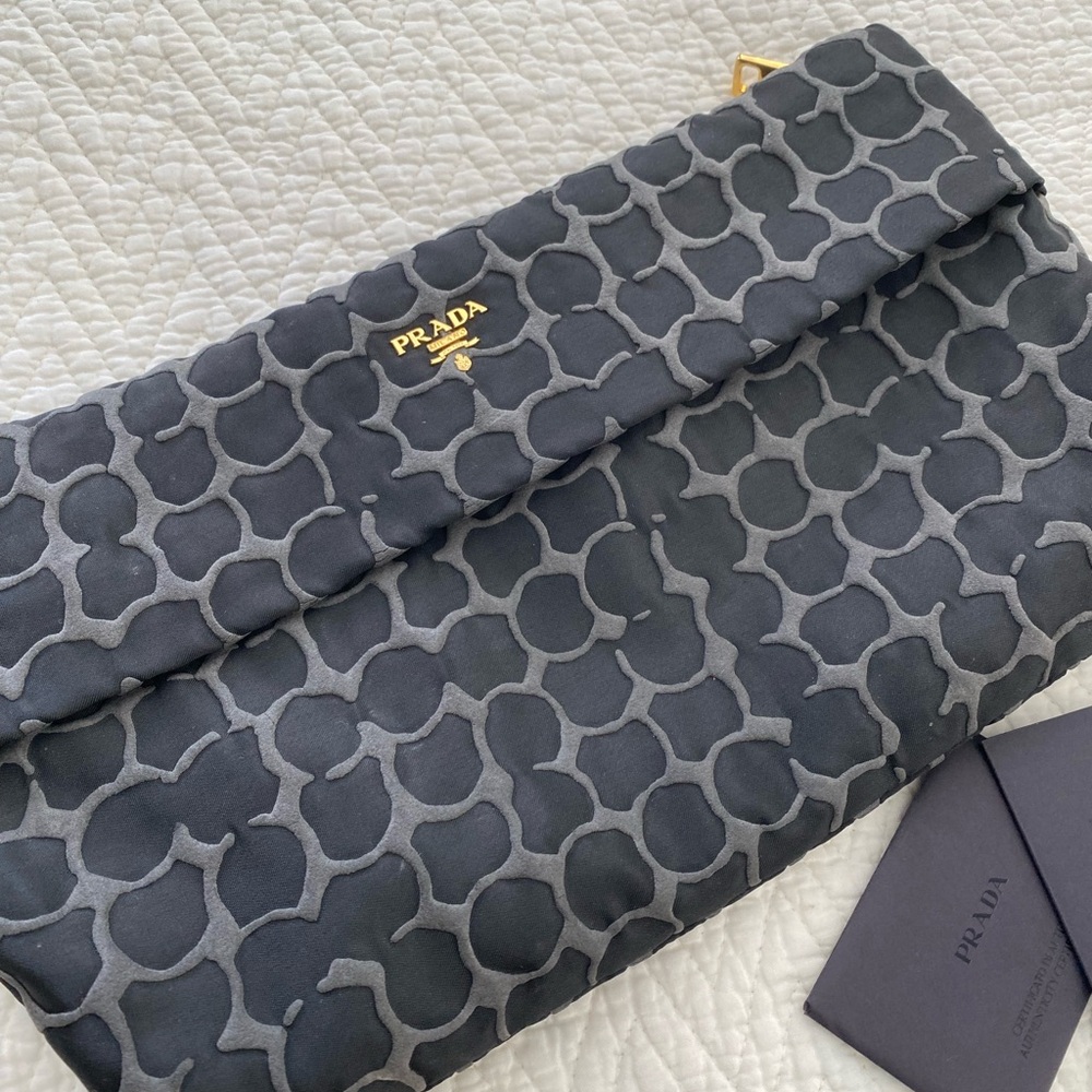 Authentic Parada envelope handbag - Picture 9 of 11